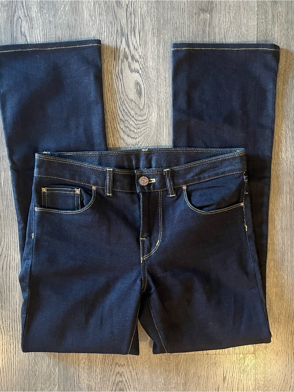 Shockoe Atelier Women’s Bootcut Denim Jeans
